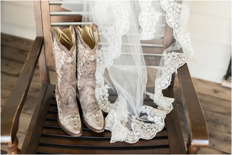 Lincoln-Farmhouse-Stockton-Wedding-Photographer_0007