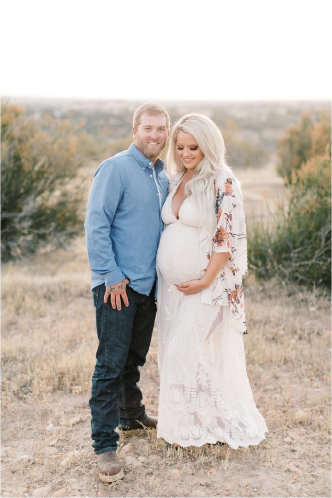 Valley Springs Maternity Session